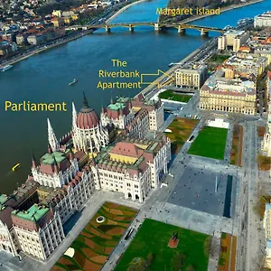 Riverbank At Parliament Apartmán
